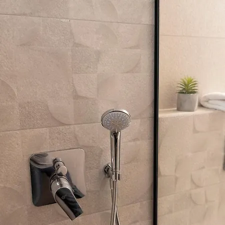 Superior Apartment *