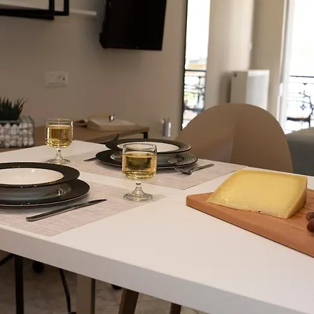 Superior Apartment *